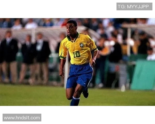 足球传奇小罗：他如何用魔法脚步征服世界足坛