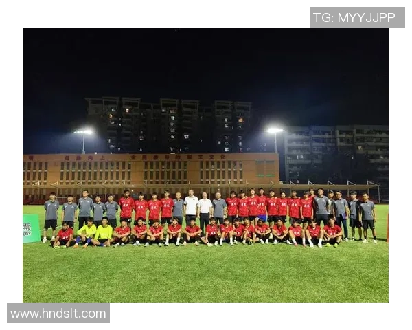 足球球星王鹏拼搏岁月见证绿茵场荣耀与中国足球精神 足球球星王鹏拼搏岁月见证绿茵场荣耀与中国足球精神